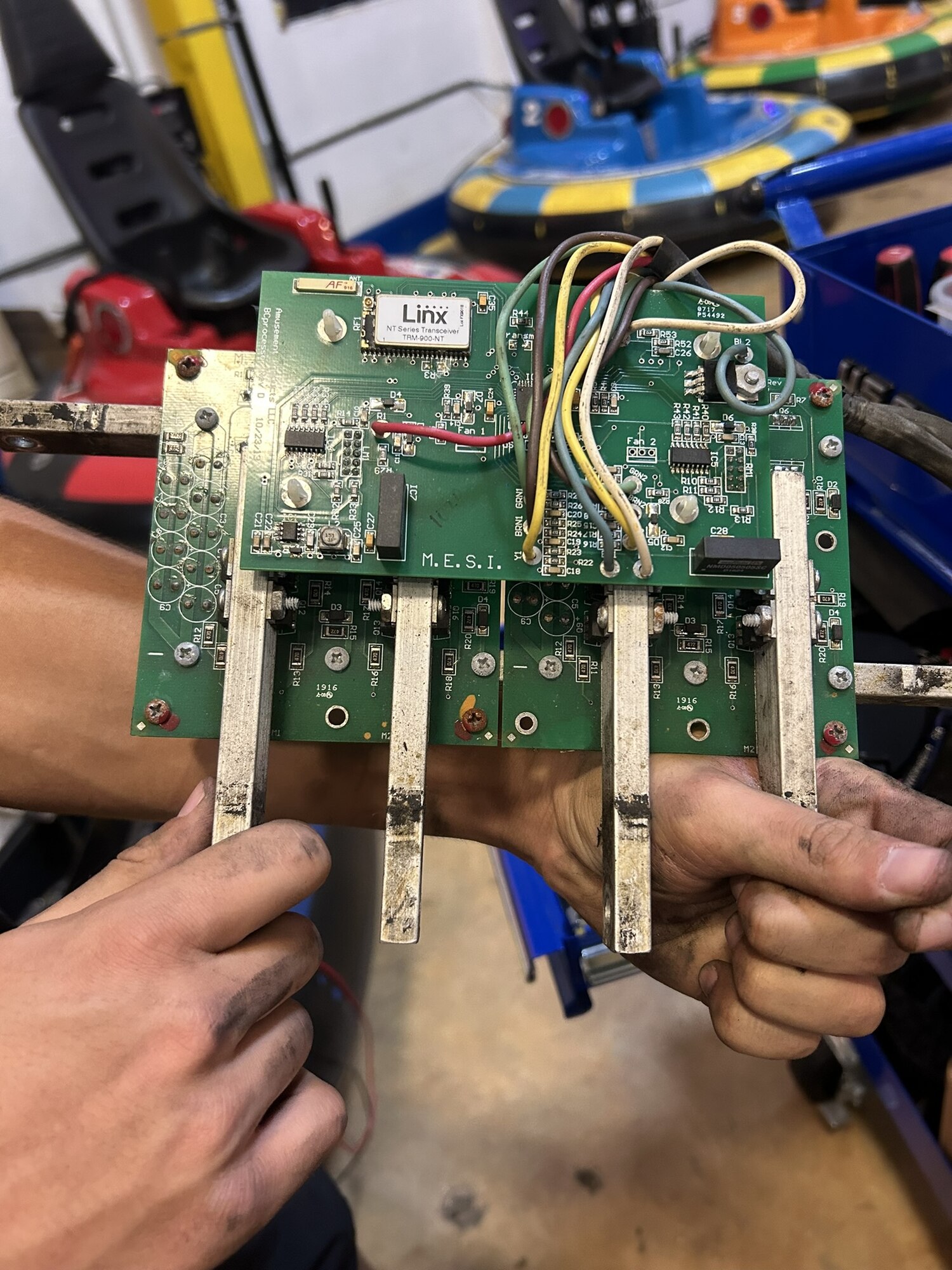 Bumper car internal power module pulled out